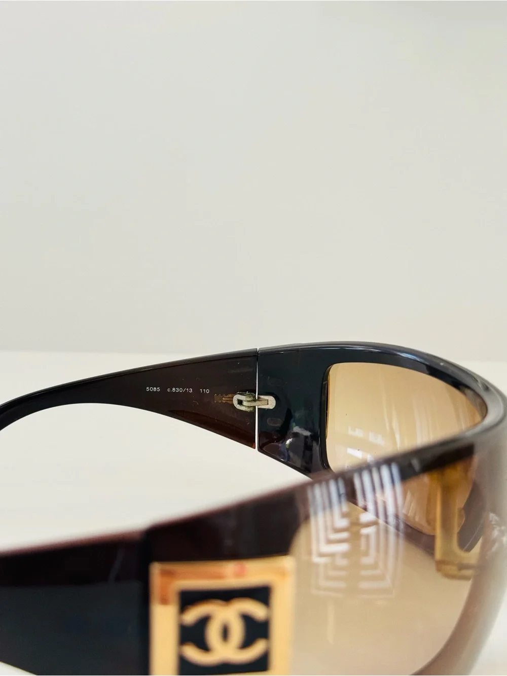 RARE🦋 Vintage CHANEL Vintage 5085 brown gold sunglasses - Picture 8 of 8